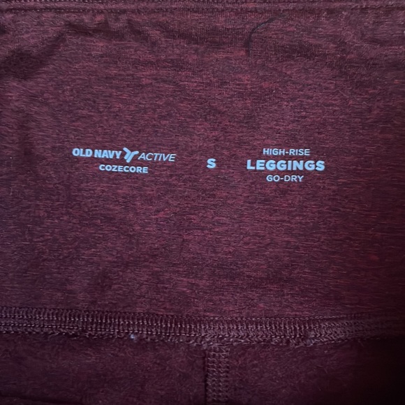 Old Navy Cozecore High Rise Go Dry Heathered Stirrup Leggings - Picture 4 of 6